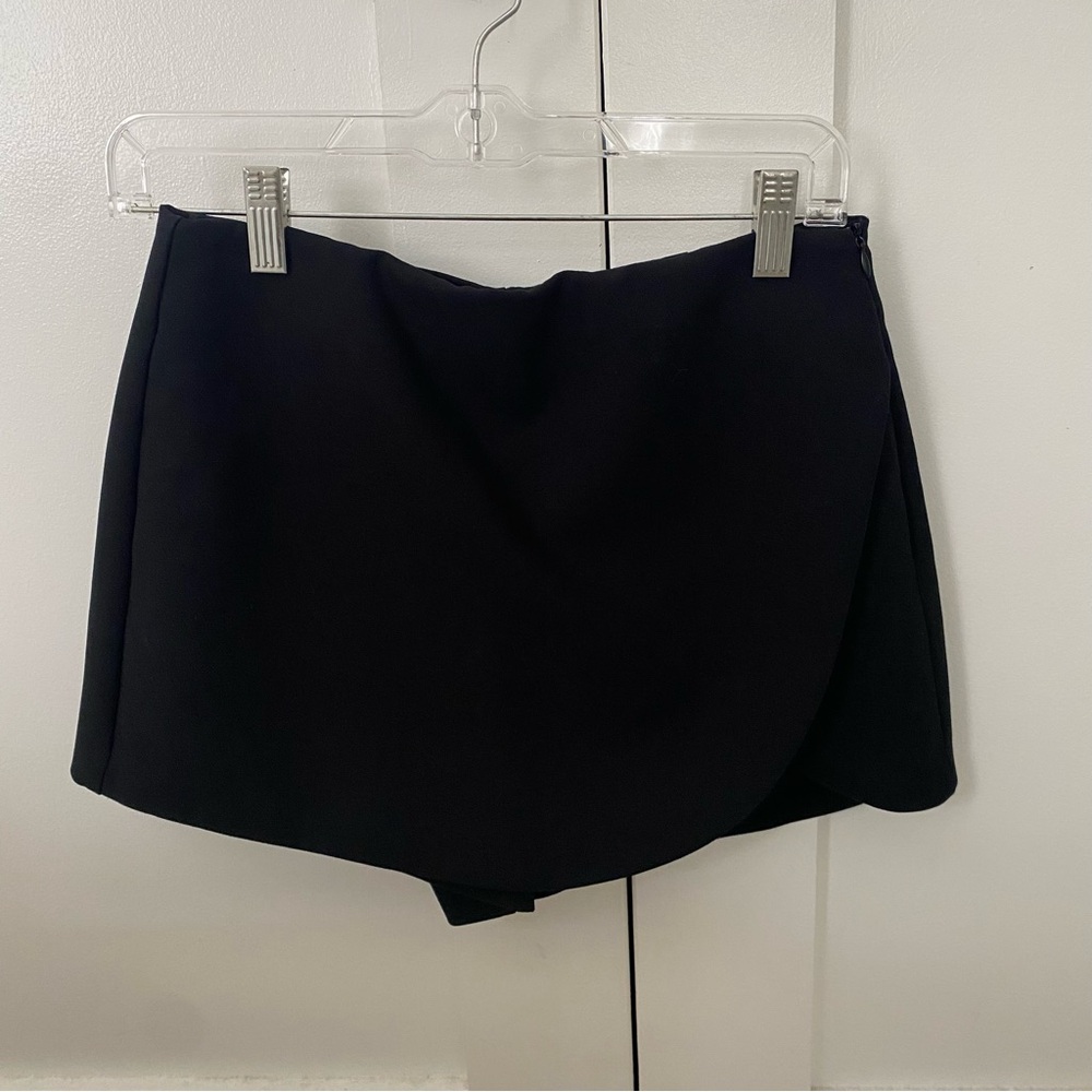 Zara Mini Skort